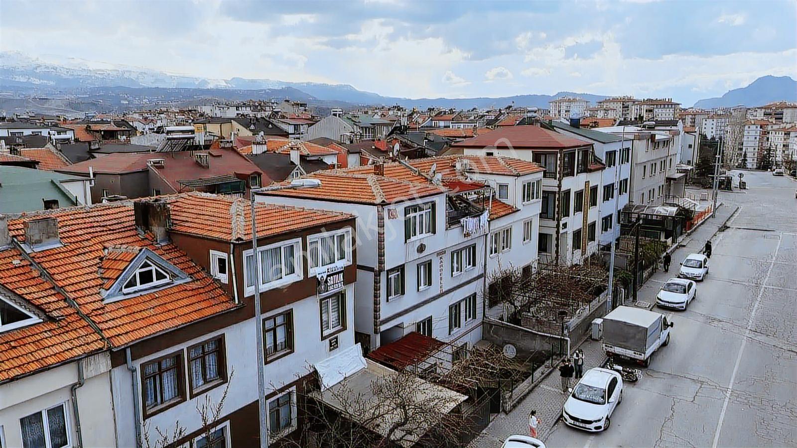 Osmanlı Mah. Komple Satılık Bina En Güzel Konumda