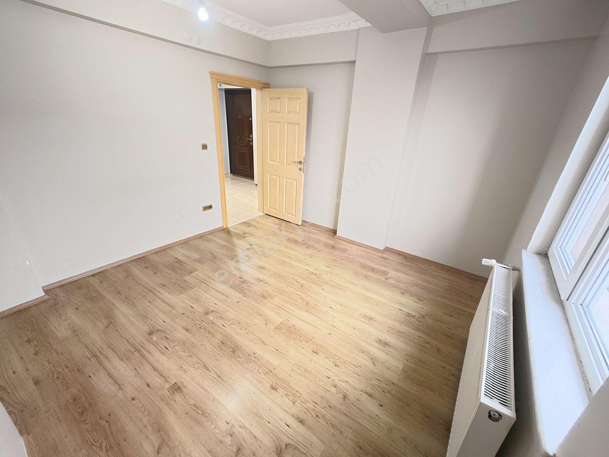 Şemsipaşa, Cengiz Topel'de, Tramvay Dibinde, 4+2, 160m2 Dubleks - Görsel 6