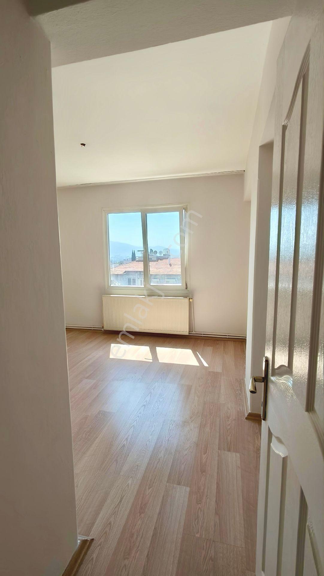 İzmir Bornova Ata Durağı 3+1 Kiralık Daire - Görsel 25