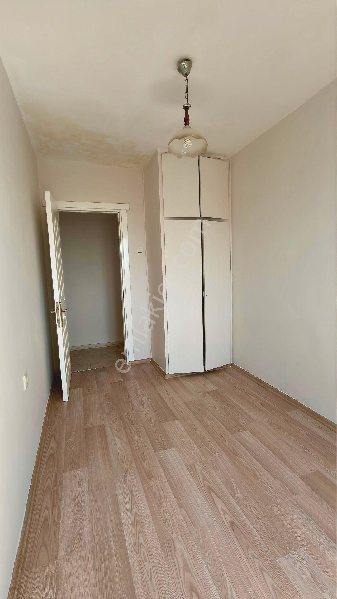 İzmir Bornova Ata Durağı 3+1 Kiralık Daire - Görsel 23
