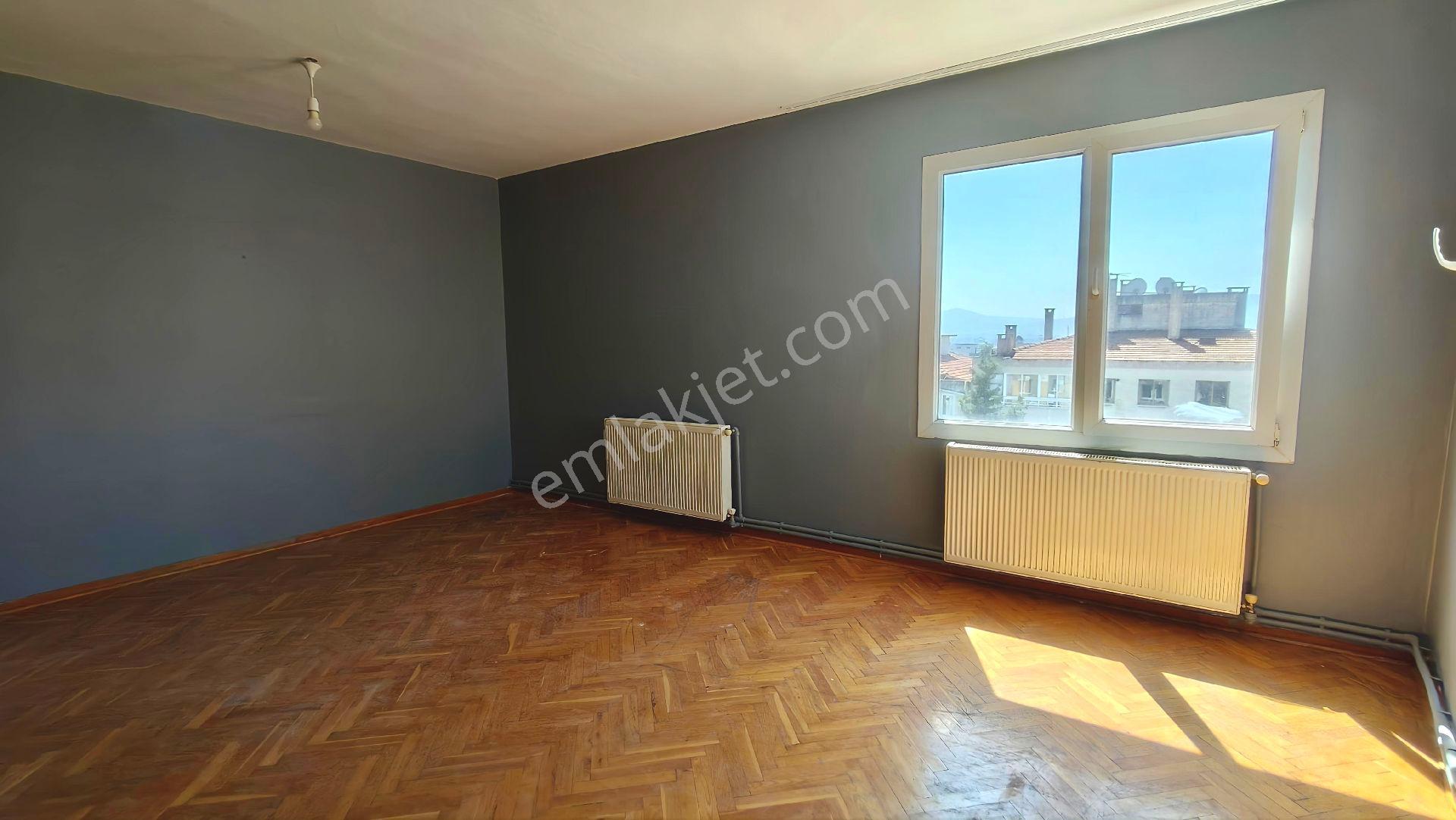 İzmir Bornova Ata Durağı 3+1 Kiralık Daire - Görsel 16