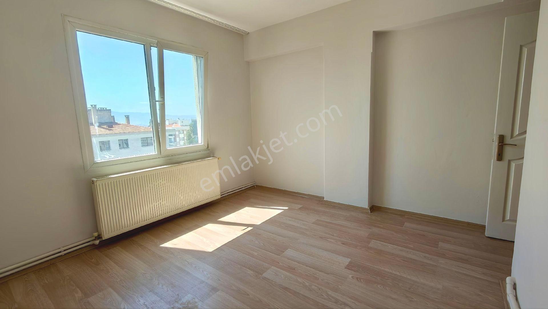 İzmir Bornova Ata Durağı 3+1 Kiralık Daire - Görsel 29