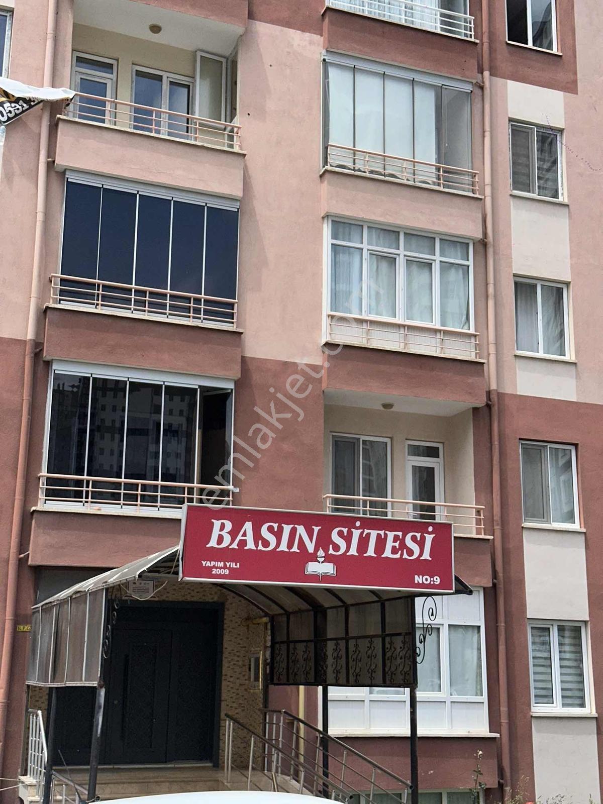 Talas Mavlana Mah Bulunan 3 + 1 Kiralık Daire Fırsatı