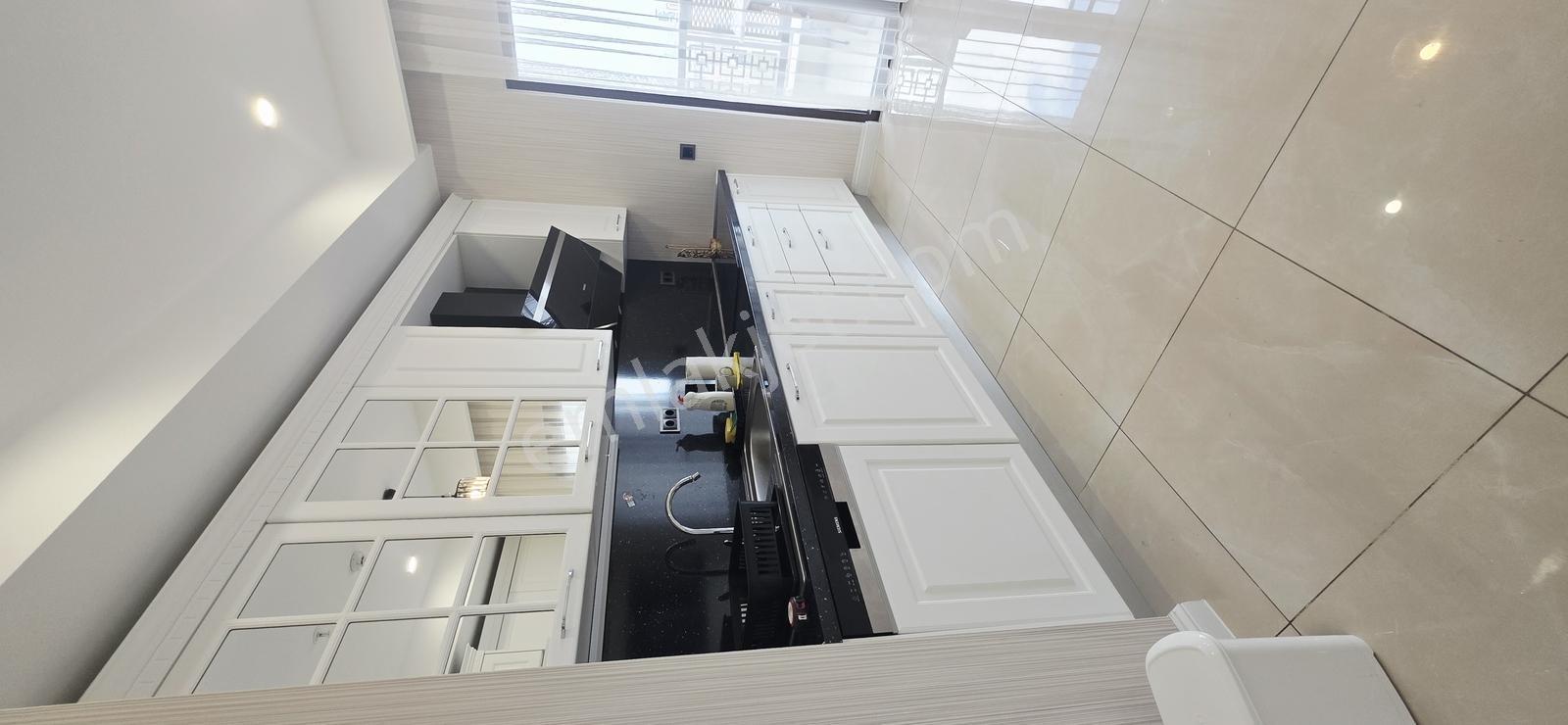 Beylikdüzü Kameroğlu Metrohome Suit Deniz Cephe Önü Açık 3+1 - Görsel 22