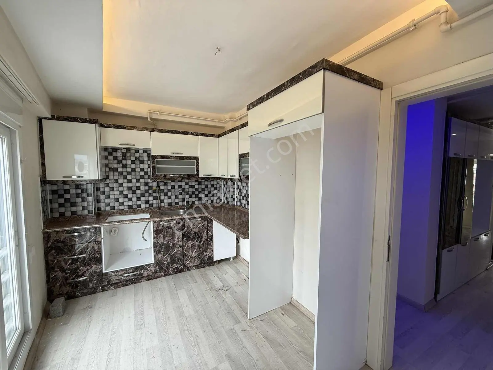 Uygan'dan Ertuğrul Mah. 3+1 130m² Arakat Tek Daire Üzeri Fırsat!