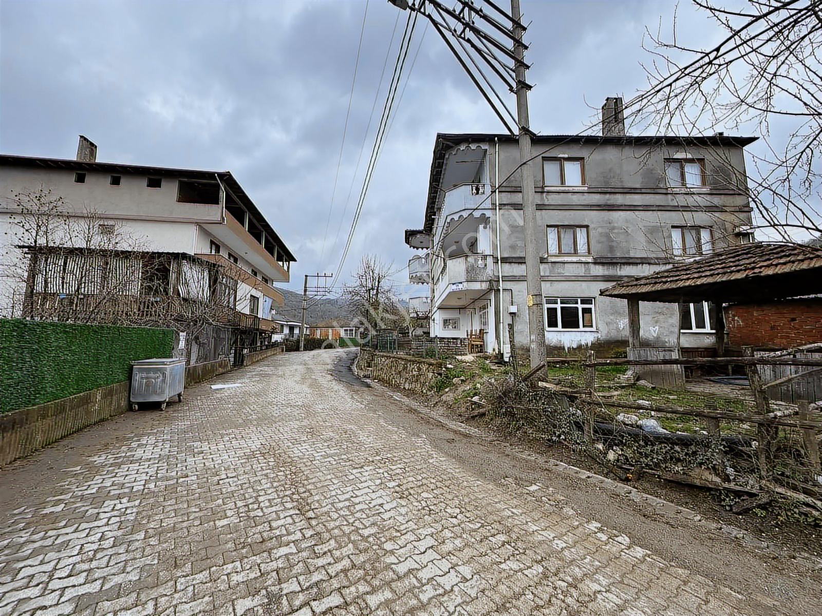 Yalova Kurtköy'de İmarlı Satılık Arsa - Görsel 6