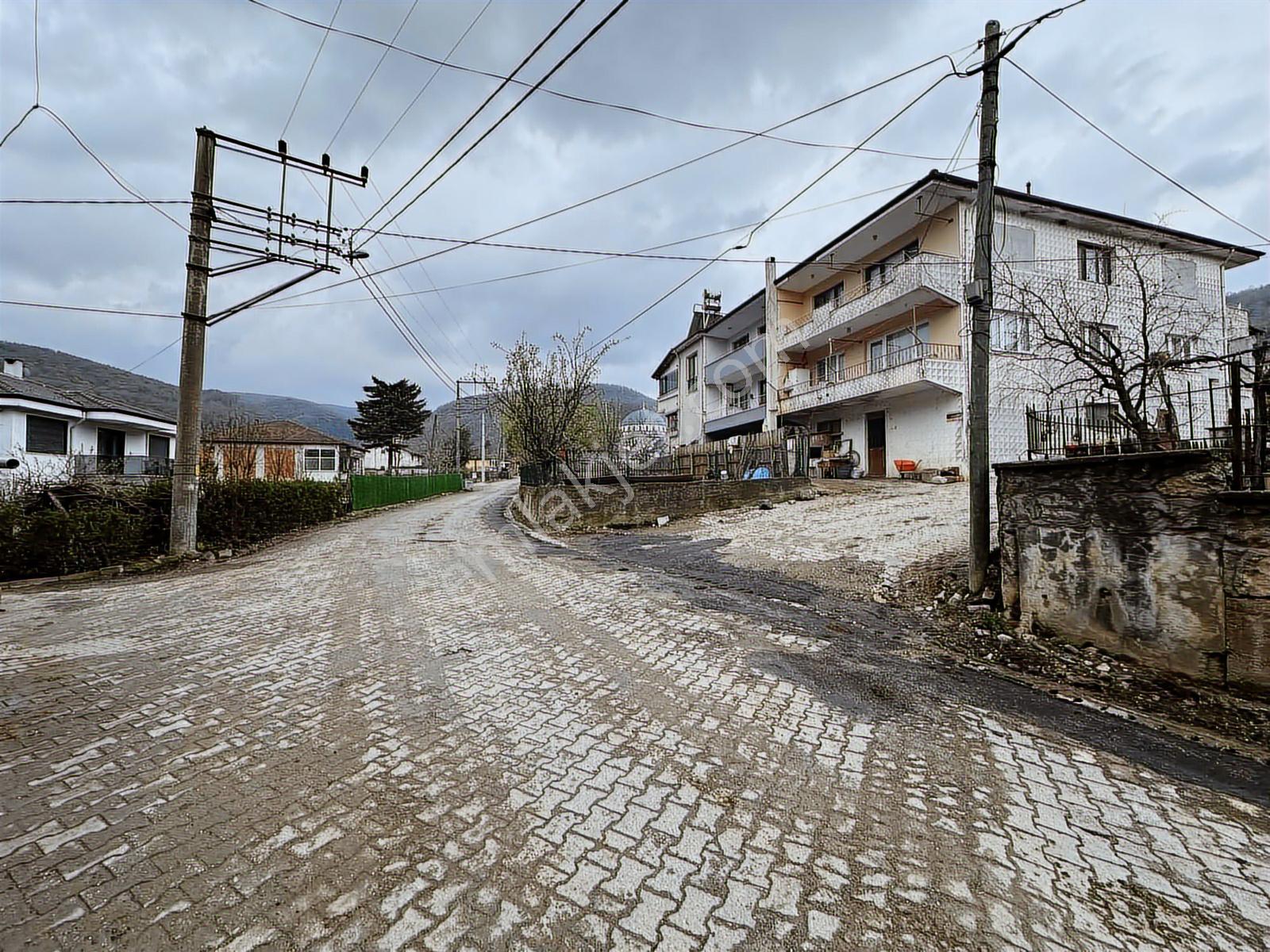 Yalova Kurtköy'de İmarlı Satılık Arsa - Görsel 23