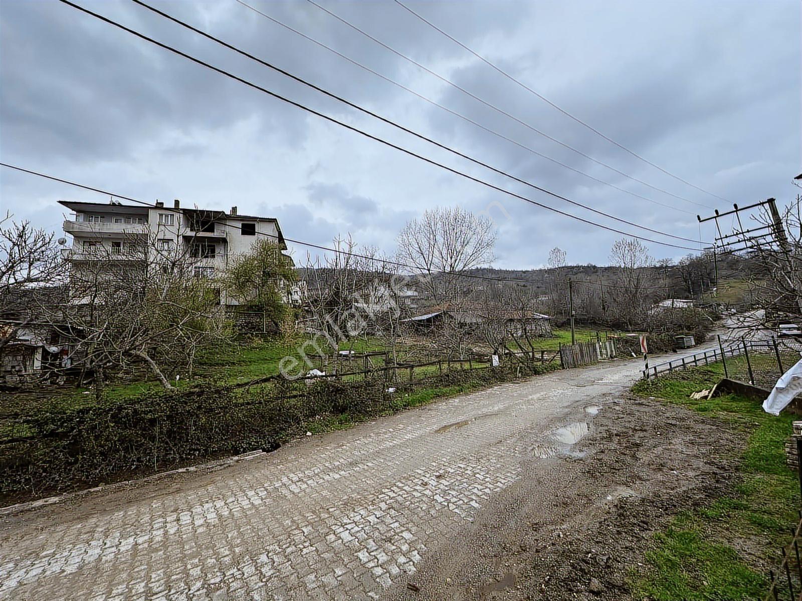 Yalova Kurtköy'de İmarlı Satılık Arsa - Görsel 3