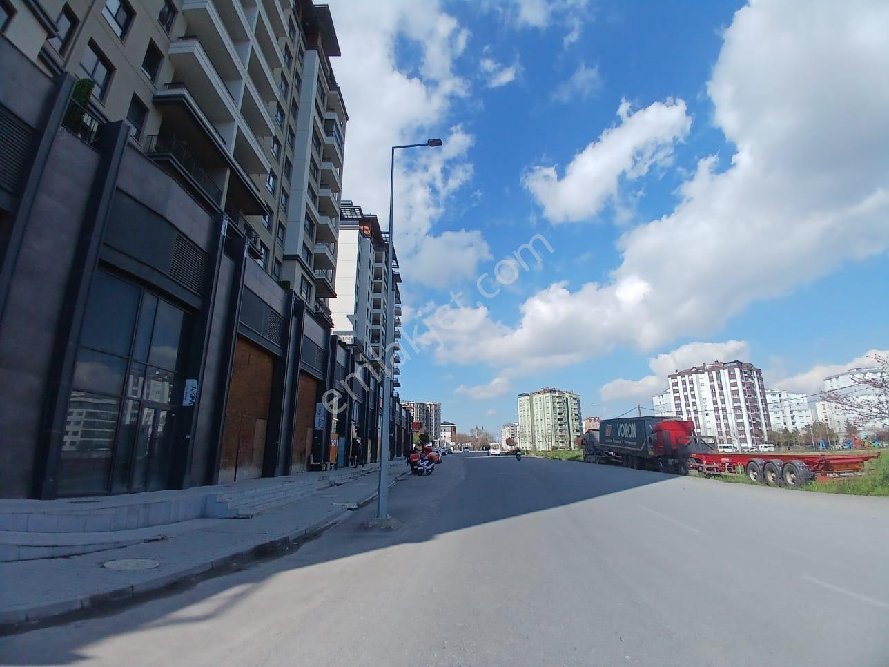 Referans Beylikdüzü' Nde Kiralık Köşe Fırsat Natamam Dükkân - Görsel 8