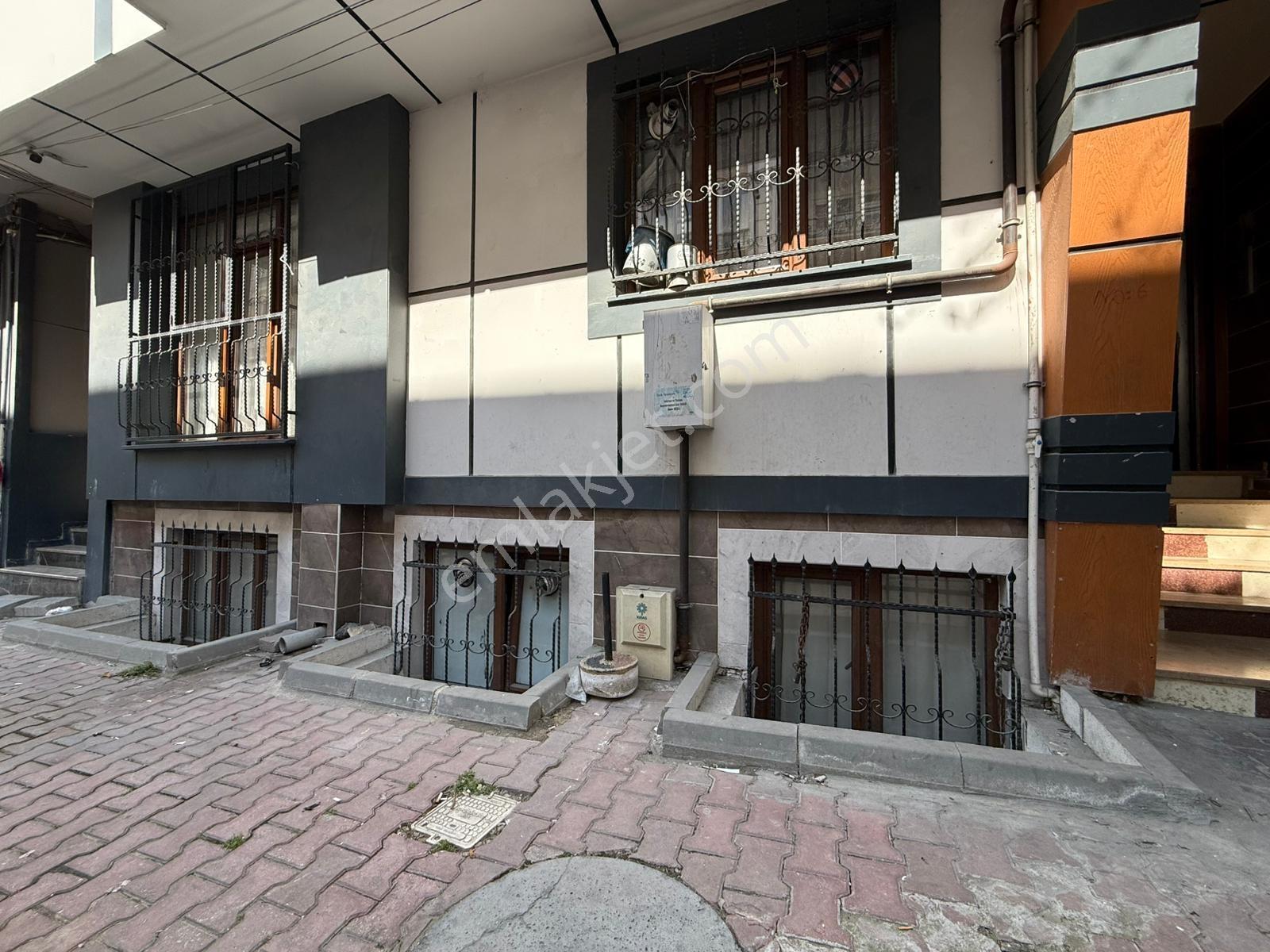 Merkezi Konumda 2+1 95 M² Tek Daire İskanlı Yeni Bina Bahçe Kat - Görsel 14
