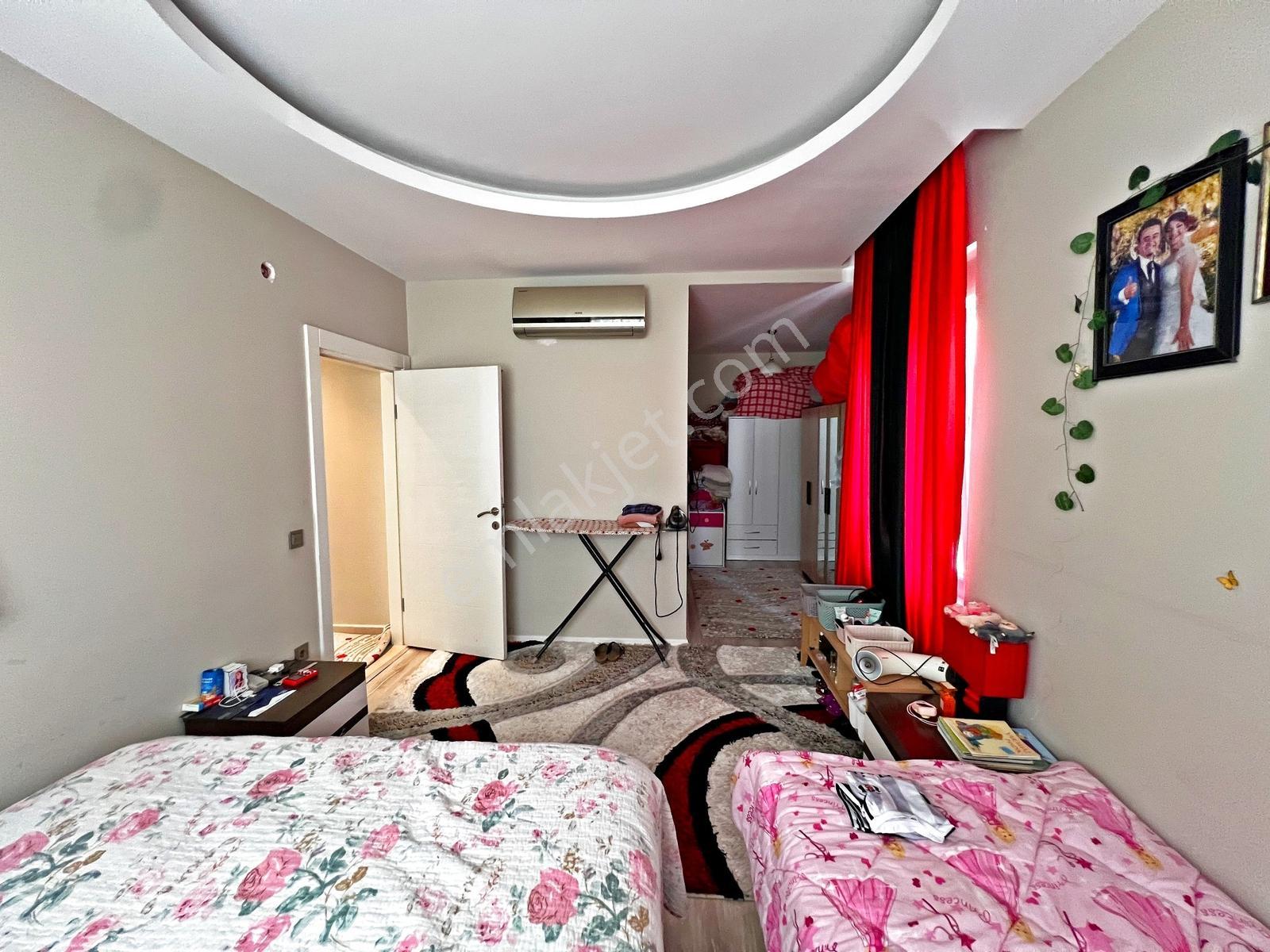 Alanya Çıplaklıda Satılık 3+1 Site İçi Havuzlu Geniş Lüks Daire - Görsel 10