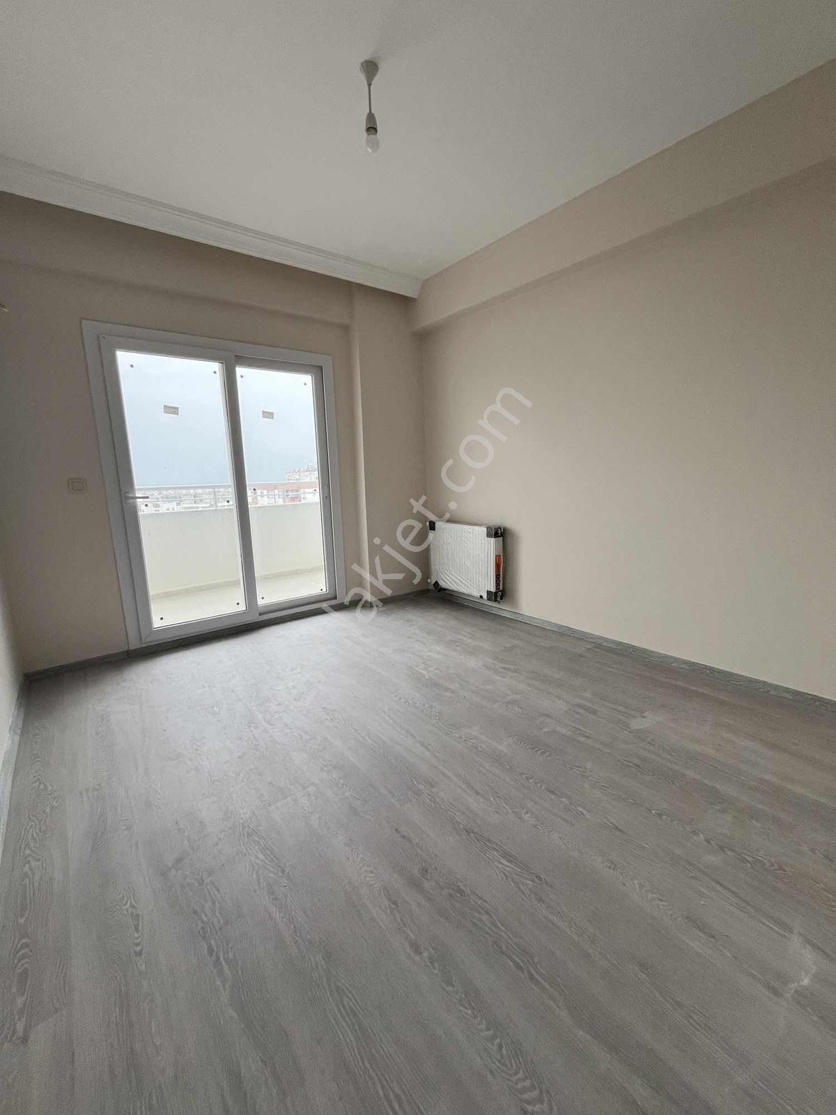 Kaliteli Ve Lüks İşçilikli 2+1 Açık Mutfak Ultra Geniş Daire - Görsel 14