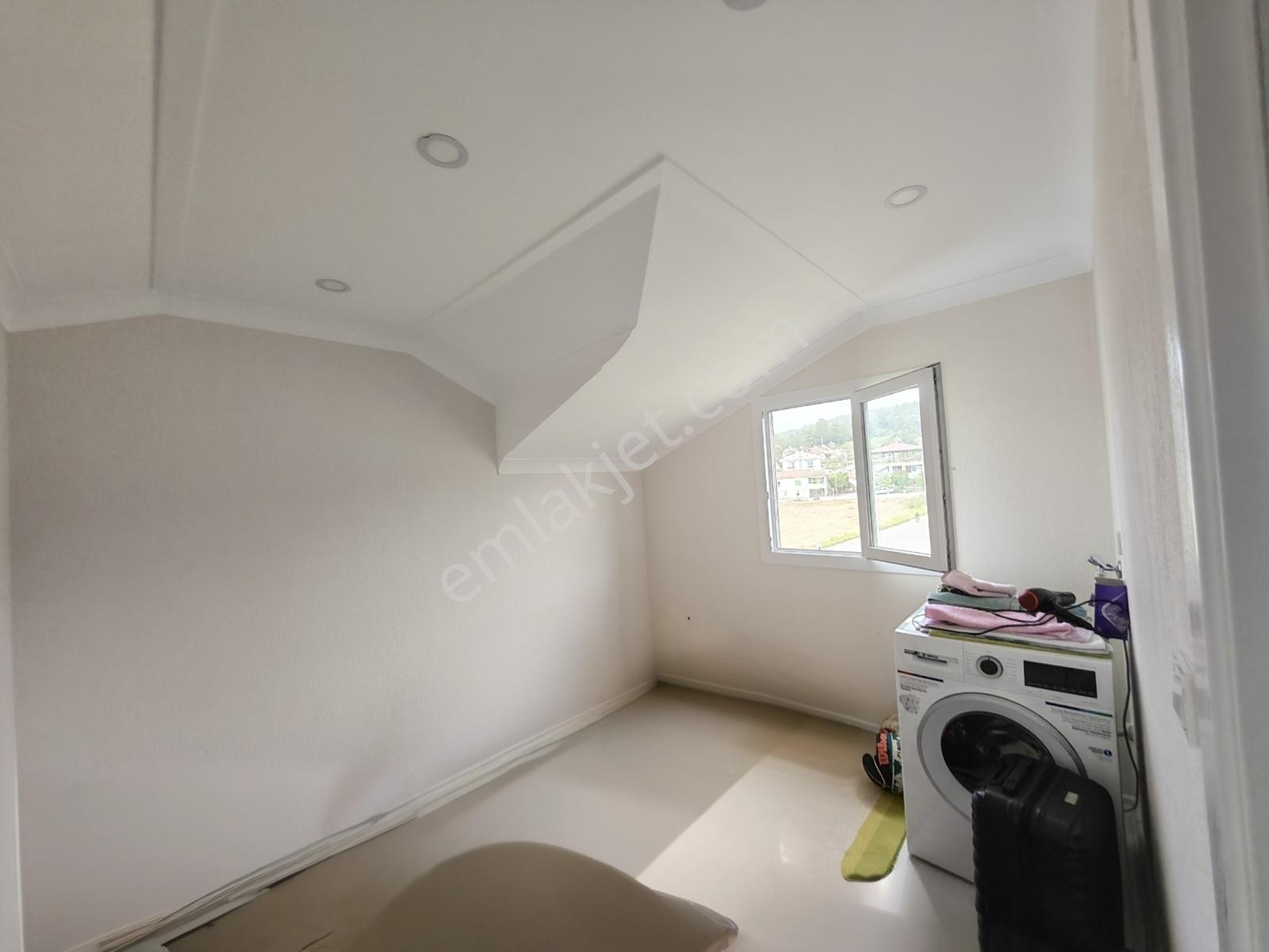 Seydikemer Gerişburnun Da Satılık 2+1 Bahçesi Olan Daire - Görsel 25