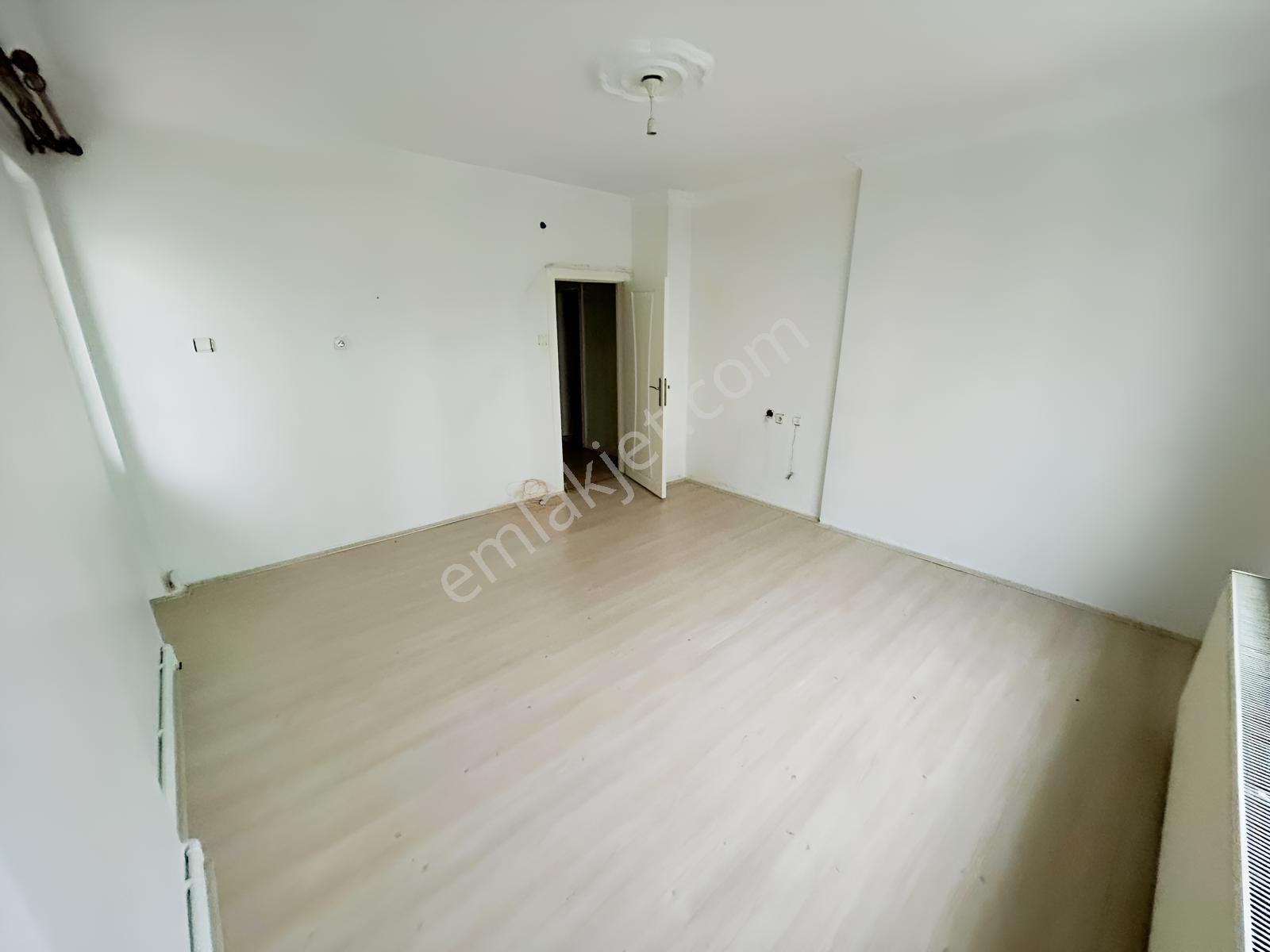 Plevne Mahalesinde Ara Katta Bağımsız *yapılı 2+1 Kiralık Dairee - Görsel 9