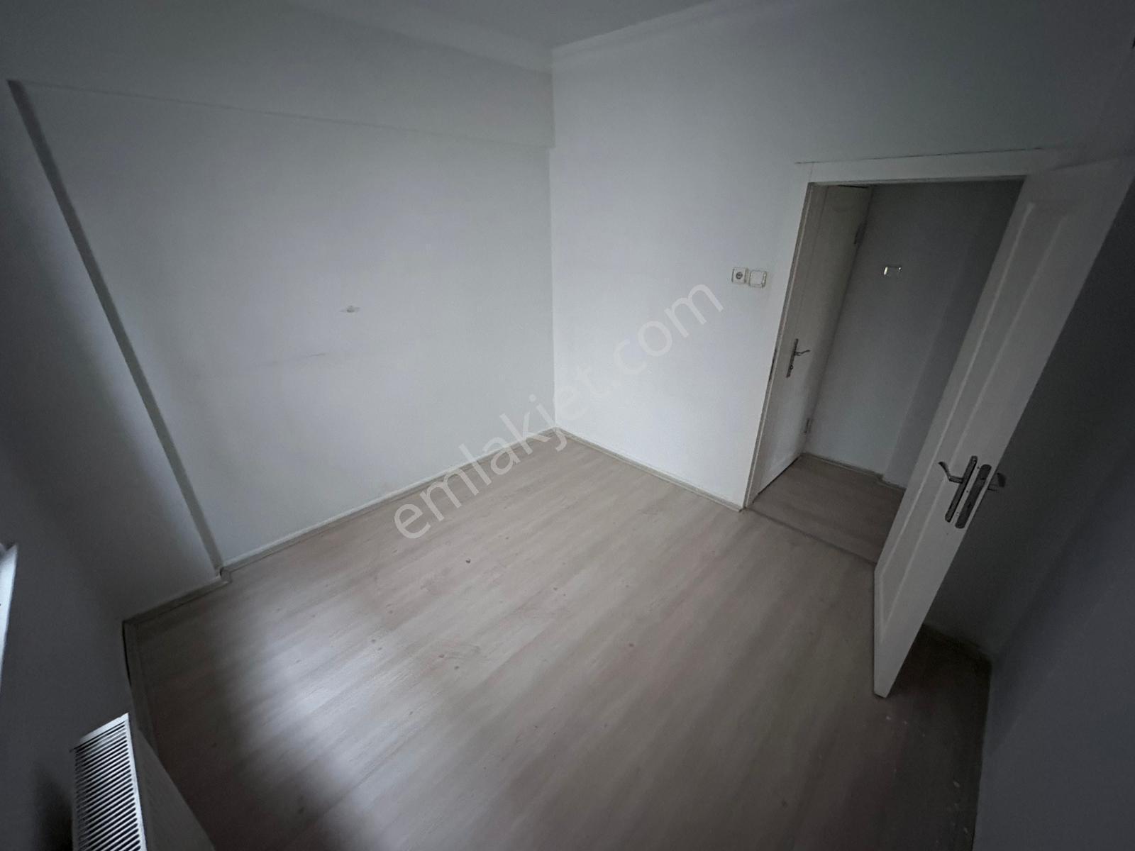 Plevne Mahalesinde Ara Katta Bağımsız *yapılı 2+1 Kiralık Dairee - Görsel 21