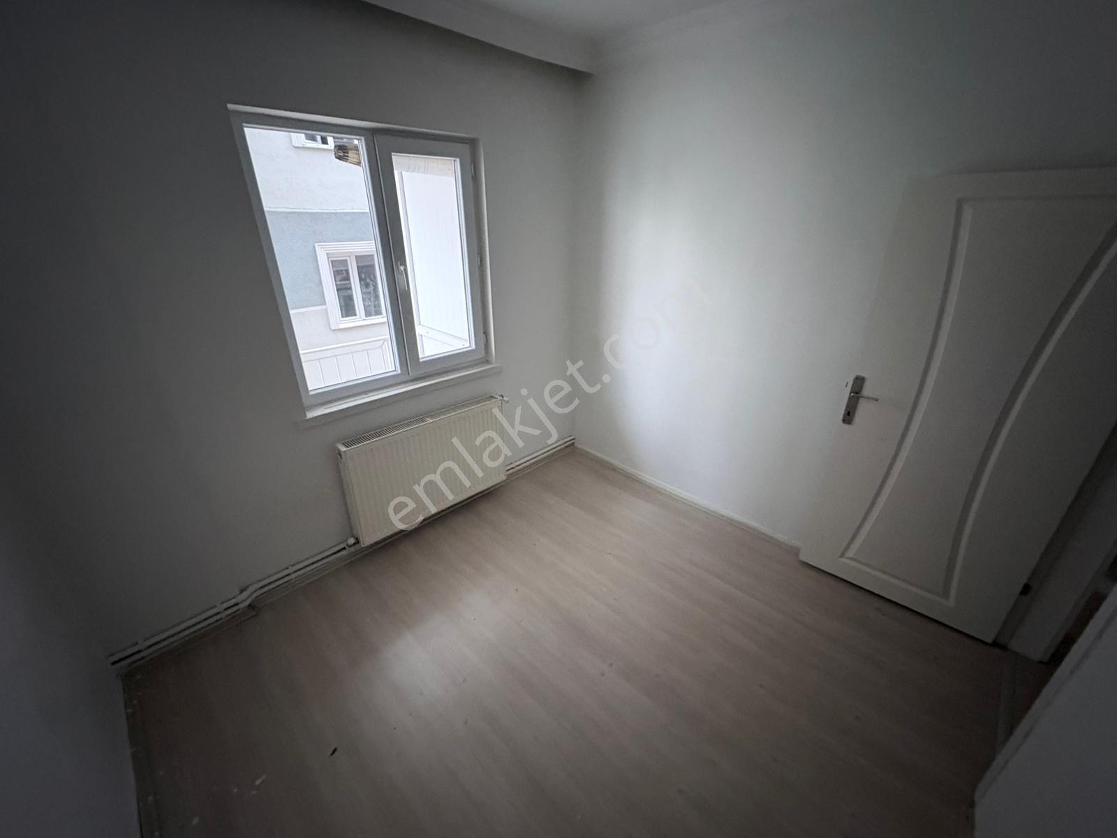 Plevne Mahalesinde Ara Katta Bağımsız *yapılı 2+1 Kiralık Dairee - Görsel 24