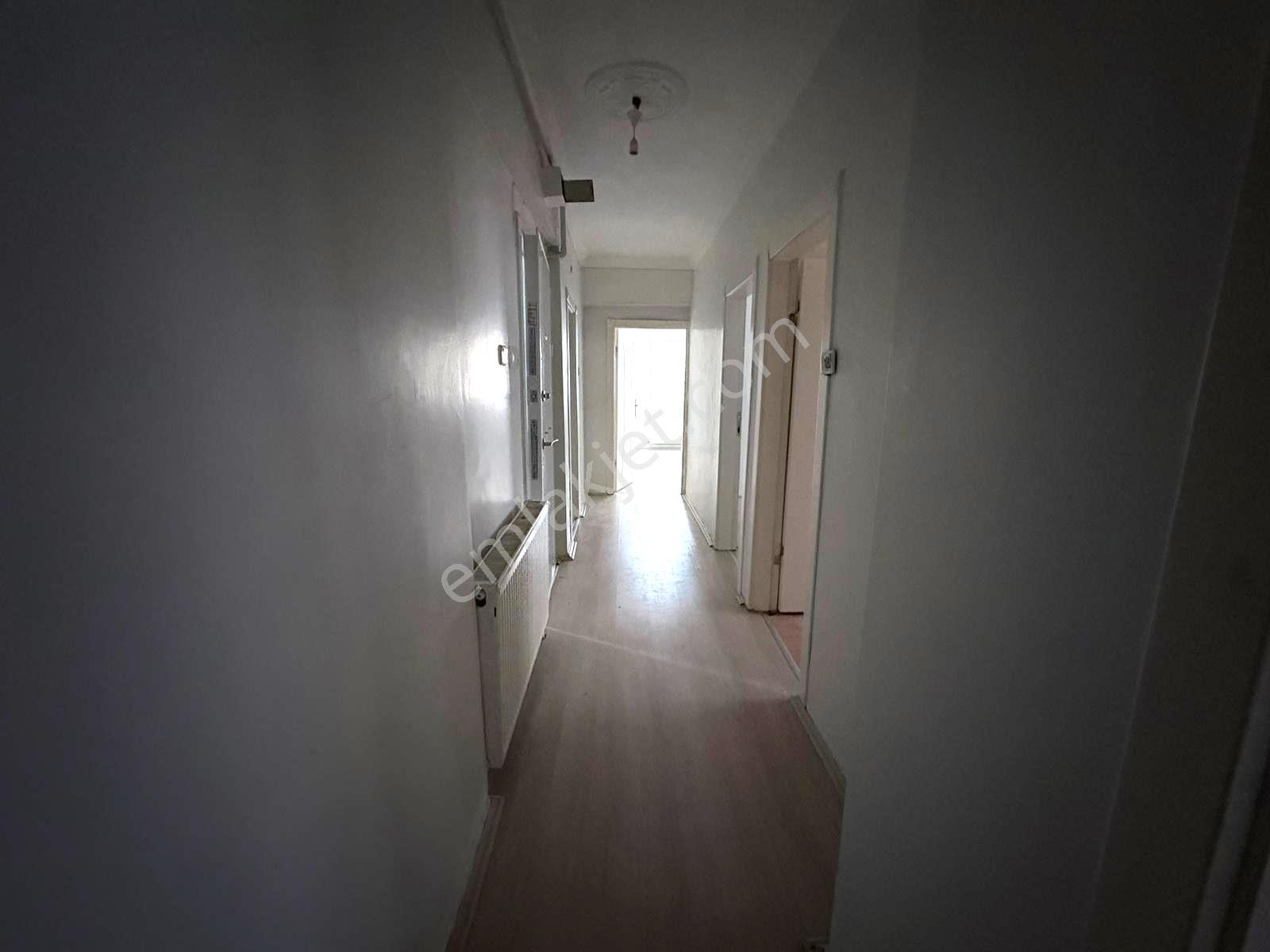 Plevne Mahalesinde Ara Katta Bağımsız *yapılı 2+1 Kiralık Dairee - Görsel 32