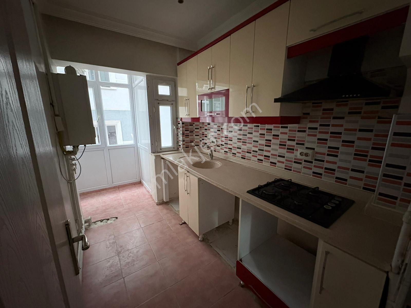 Plevne Mahalesinde Ara Katta Bağımsız *yapılı 2+1 Kiralık Dairee - Görsel 17
