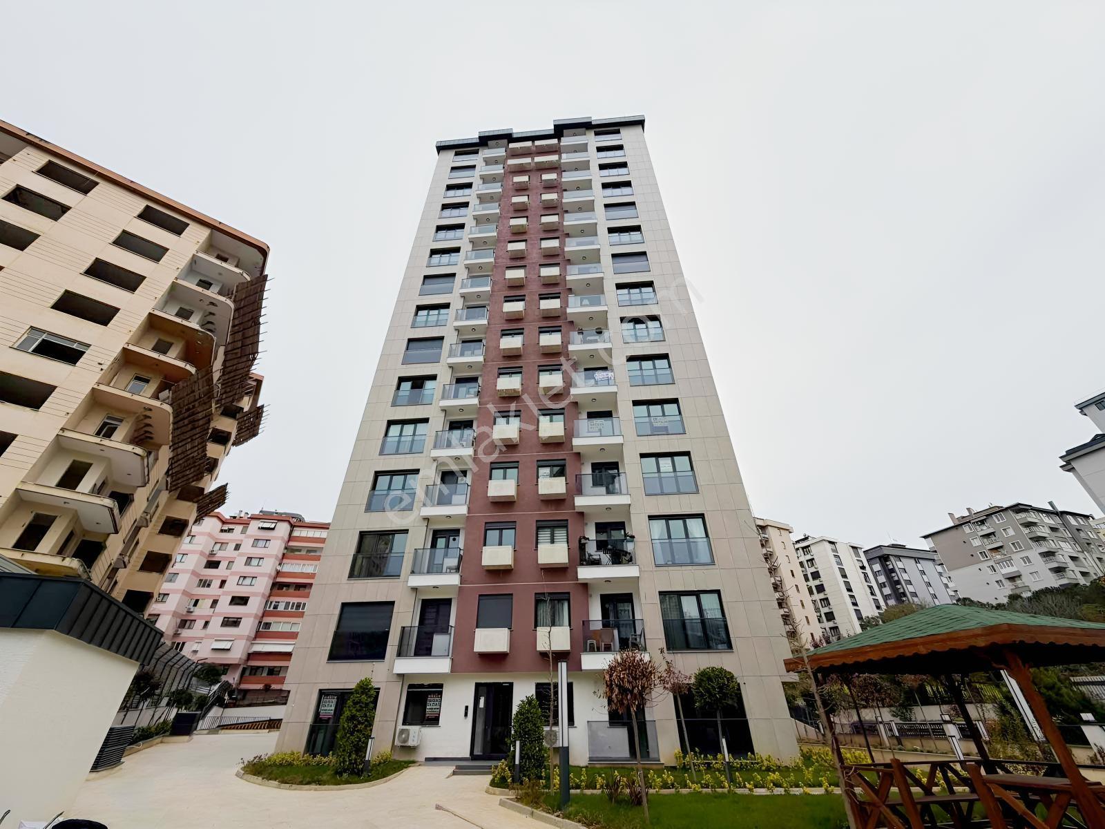Bostancı Güvenlikli Sitede Arakat 2+1 Satılık Daire - Görsel 11