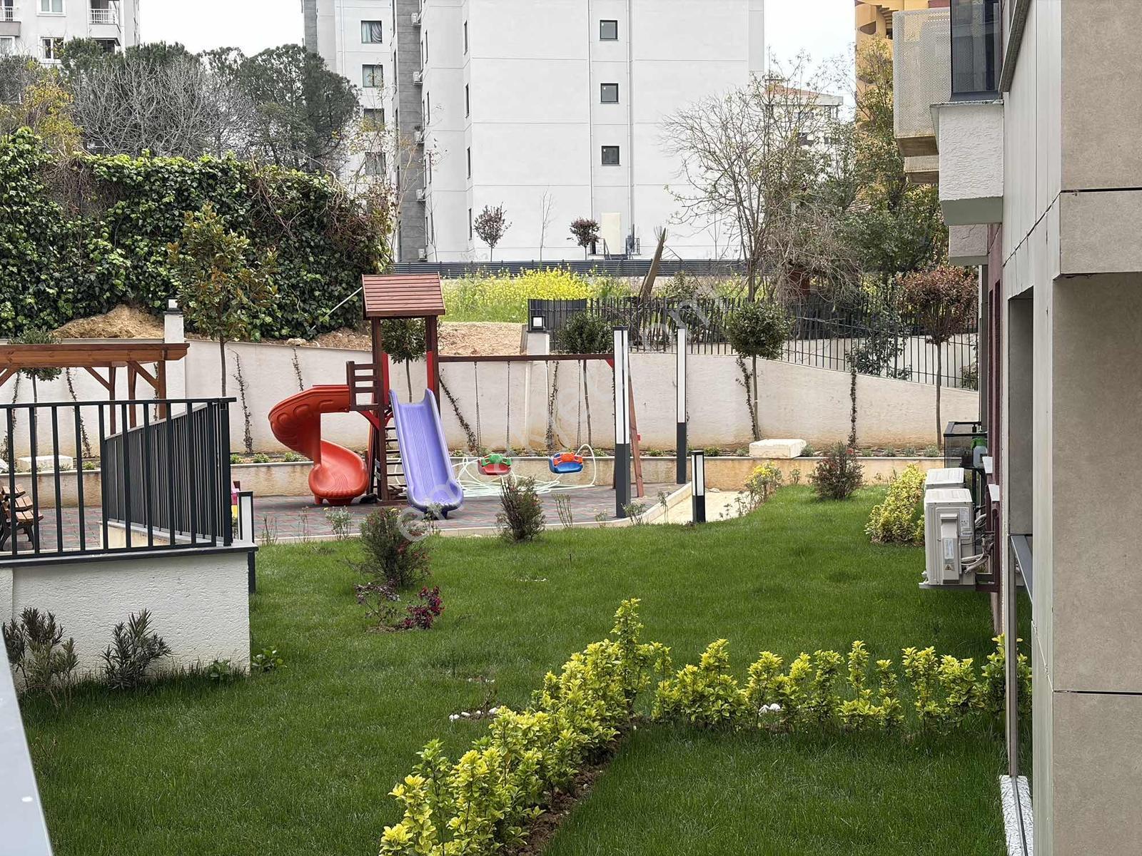 Bostancı Güvenlikli Sitede Arakat 2+1 Satılık Daire - Görsel 29