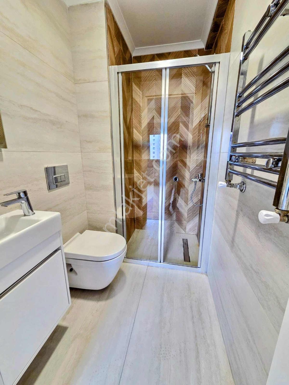 Bostancı Güvenlikli Sitede Arakat 2+1 Satılık Daire - Görsel 8