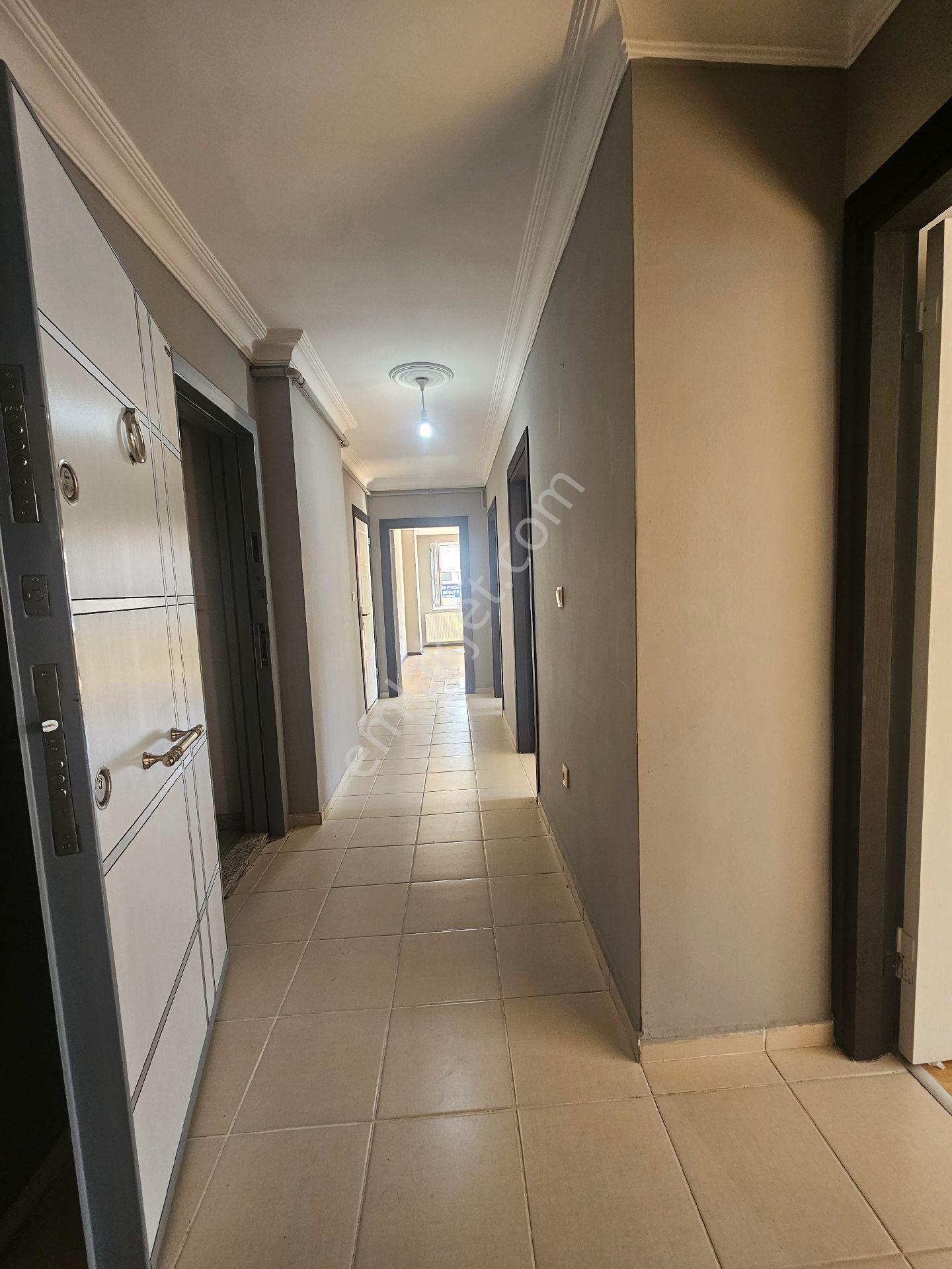 Güzelyurt Satılık Cadde Üzeri Daire - Görsel 20