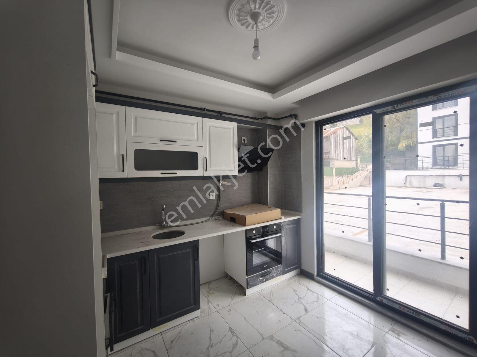 Başiskele Bahçecikte Doğa İle İç İçe, Modern Ve Donanımlı 3+1 - Görsel 23
