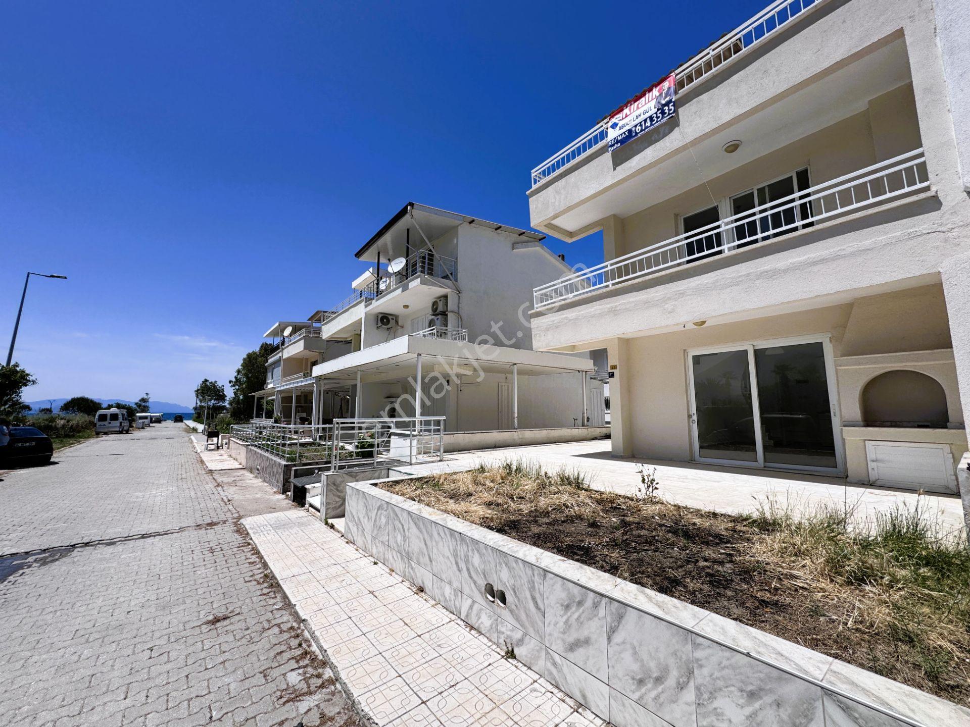 Karaova Da Denize Sıfır Sitede Deniz Manzaralı 3+1 Yazlık Villa - Görsel 4