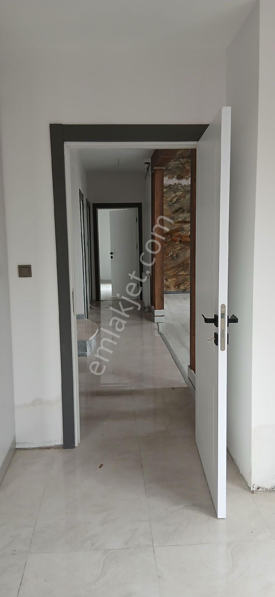 Melikşah Royal Park Sitesinde Satılık 4+1 Villa - Görsel 3