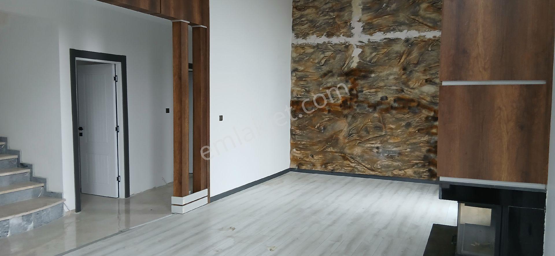 Melikşah Royal Park Sitesinde Satılık 4+1 Villa - Görsel 21
