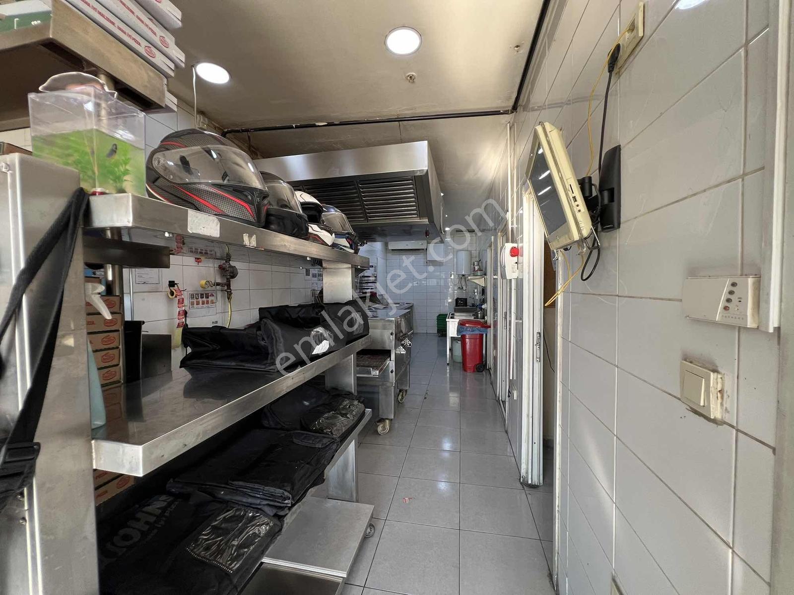 Pizza Restoran Dev Potansiyel Bölgede Tek Sitelerin Ortasında - Görsel 3