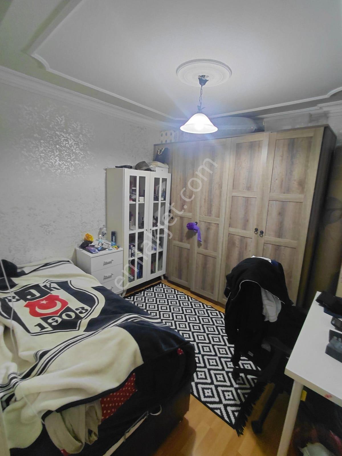 Uluönder Caddesi Arakat 4+1 Doğalgazlı Bakımlı Aydınlık Daire - Görsel 14