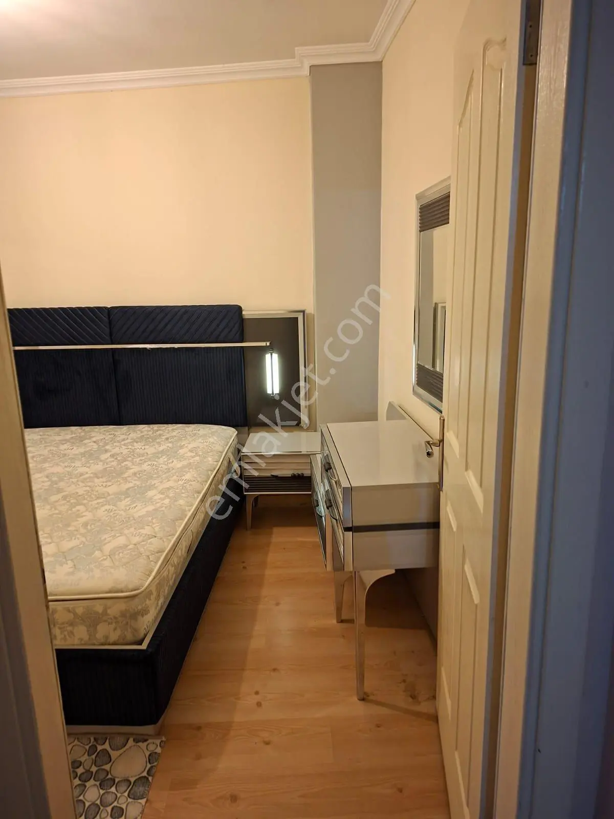 Çeşme Merkezde Eşyalı Kiralık Daire (yaz Sezonu)