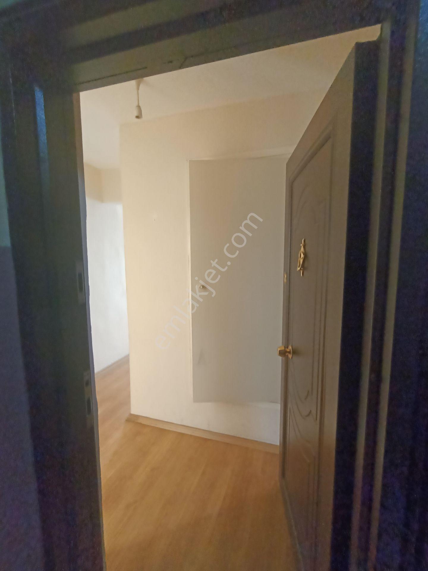 Tevfikiye Cd. Üzeri Çağatay Uluçay Okulu Civarı Kiralık Daire - Görsel 3