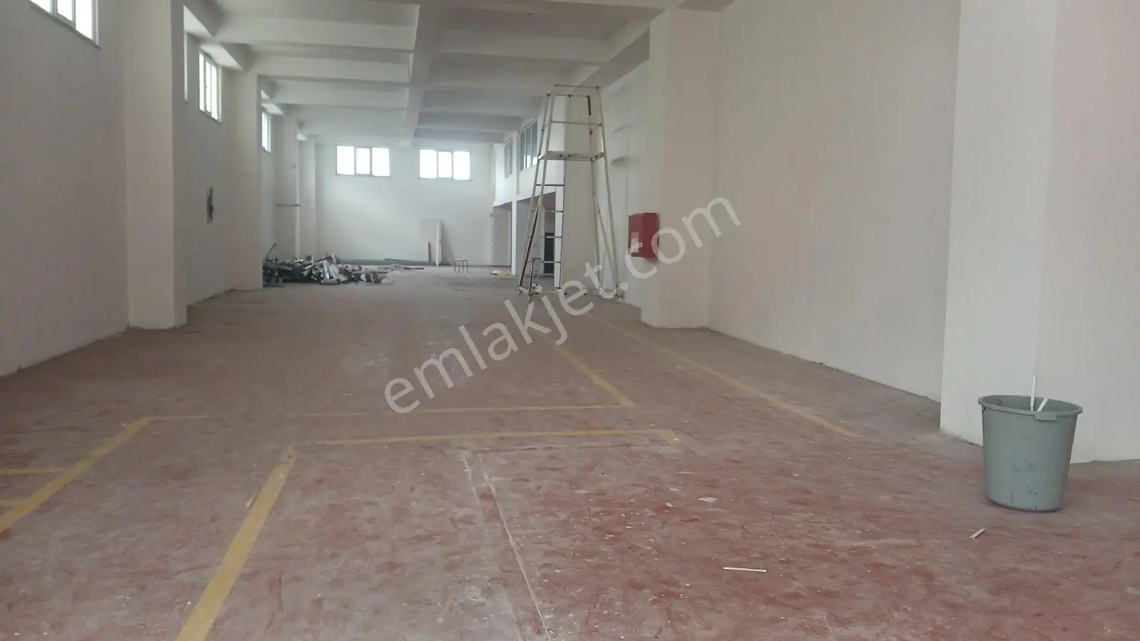 Remax Çağan'dan Kiralık Depo İşyeri Sanayi Bölgesinde - Görsel 4