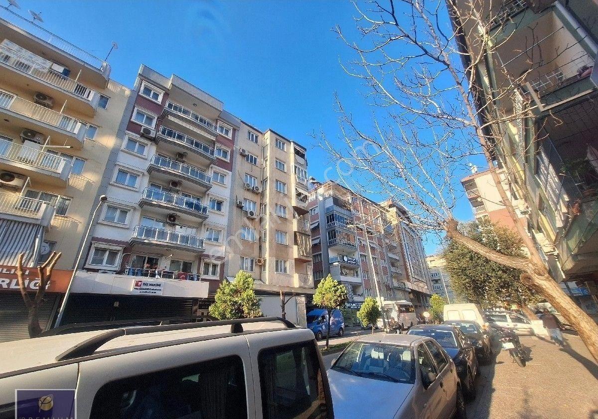 Kurtuluş Mahallesınde Çift Cephe Ayrı Mutfaklı 2+1 Satılık Daire - Görsel 10