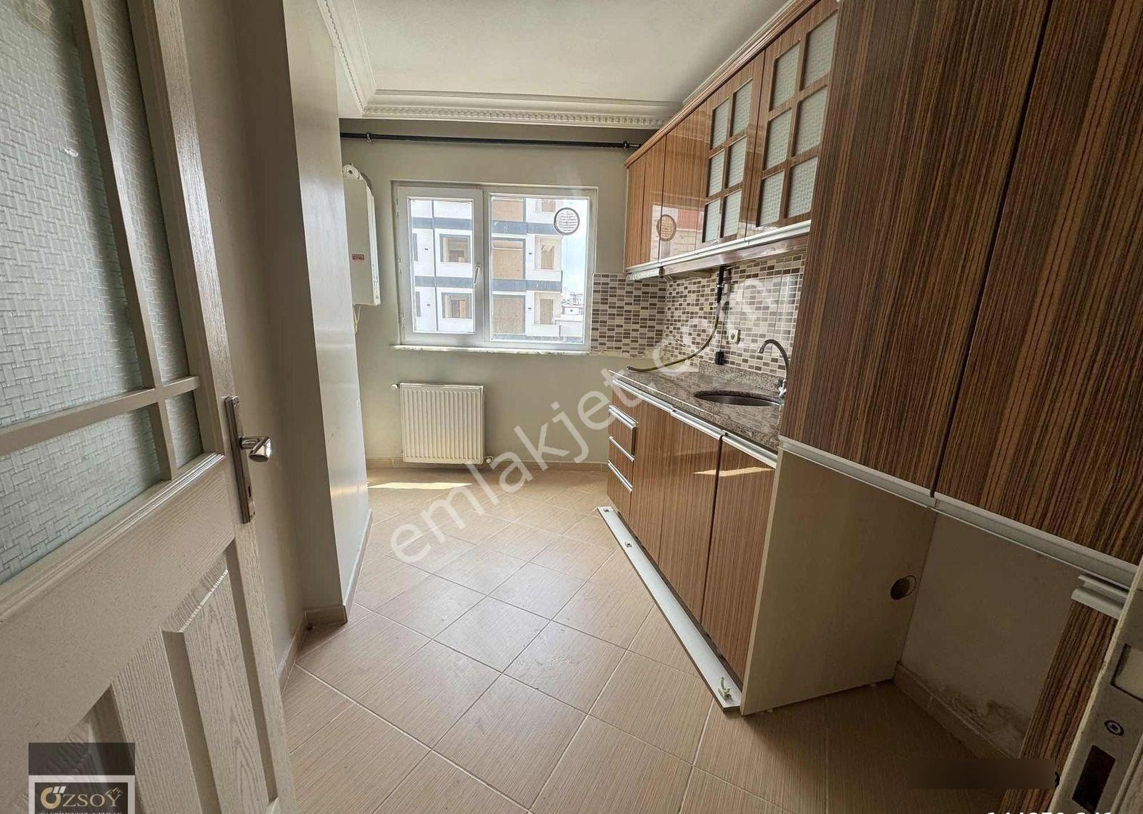 Özgürlük Mah'si İstiklal Caddesinde Kiralık 3+1 - Görsel 11