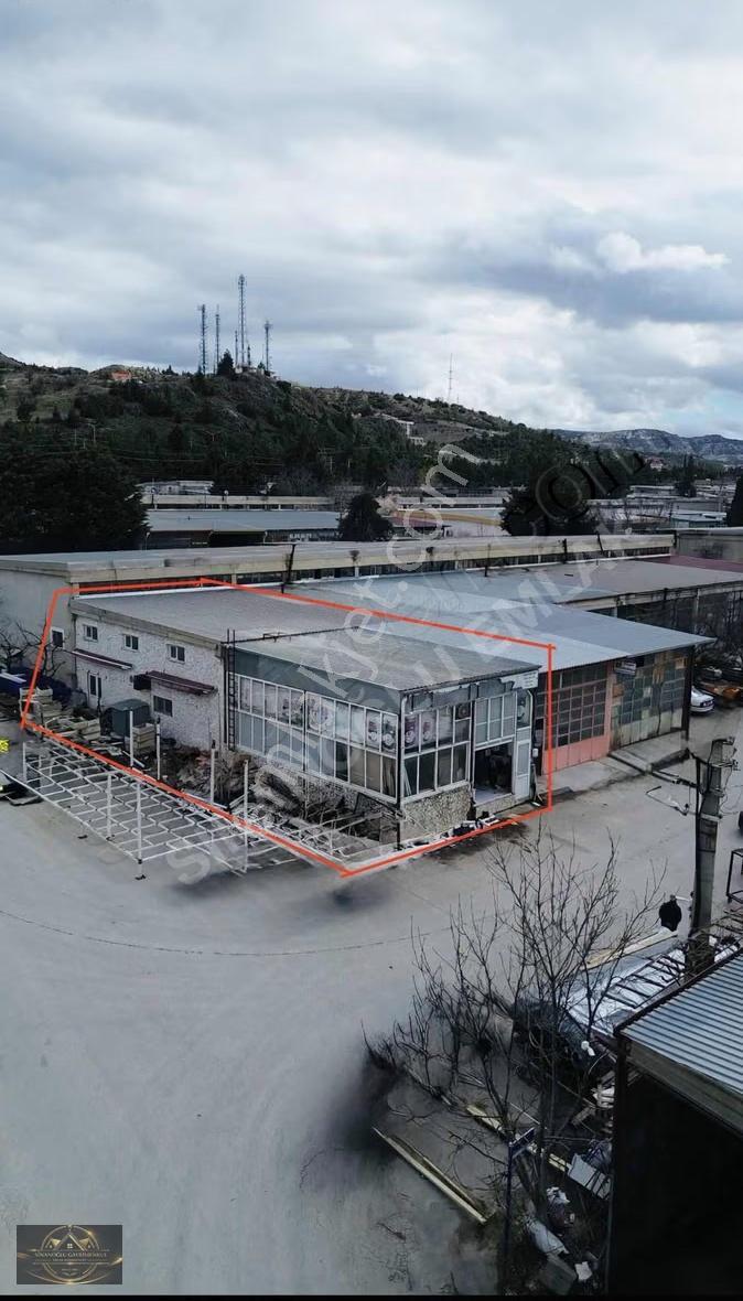 Sinanoğlu'dan Burdur Yeni Sanayi'de Satılık 270m² Köşe Dükkan