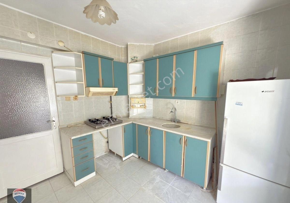Kuşadası Merkez’de Satılık 2 + 1 Daıre - Görsel 16