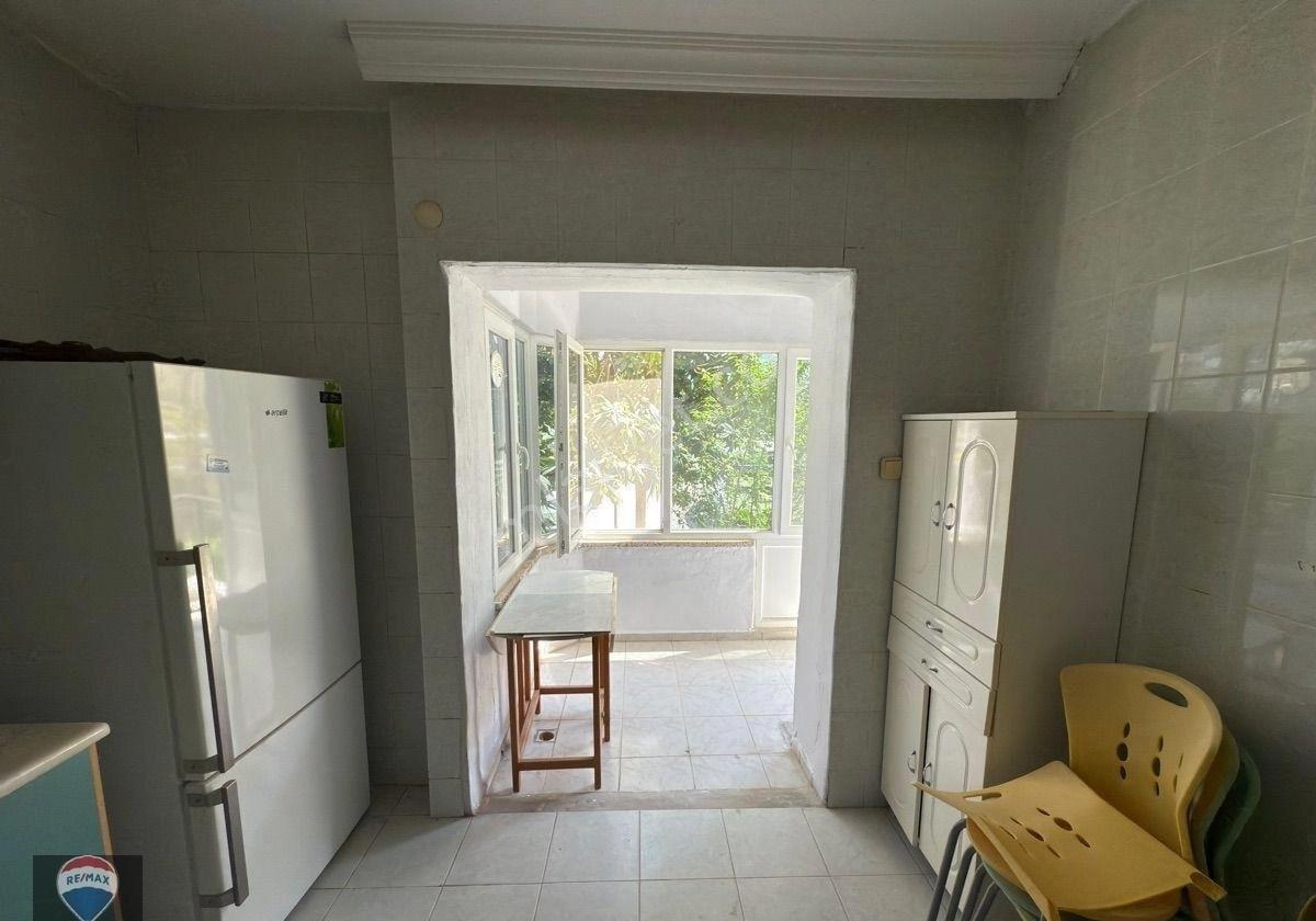 Kuşadası Merkez’de Satılık 2 + 1 Daıre - Görsel 21