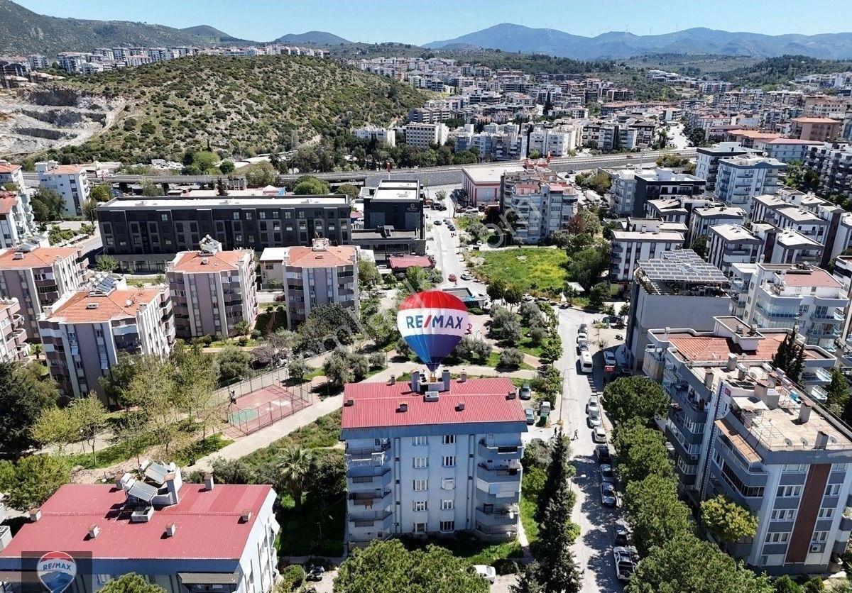 Kuşadası Merkez’de Satılık 2 + 1 Daıre - Görsel 25