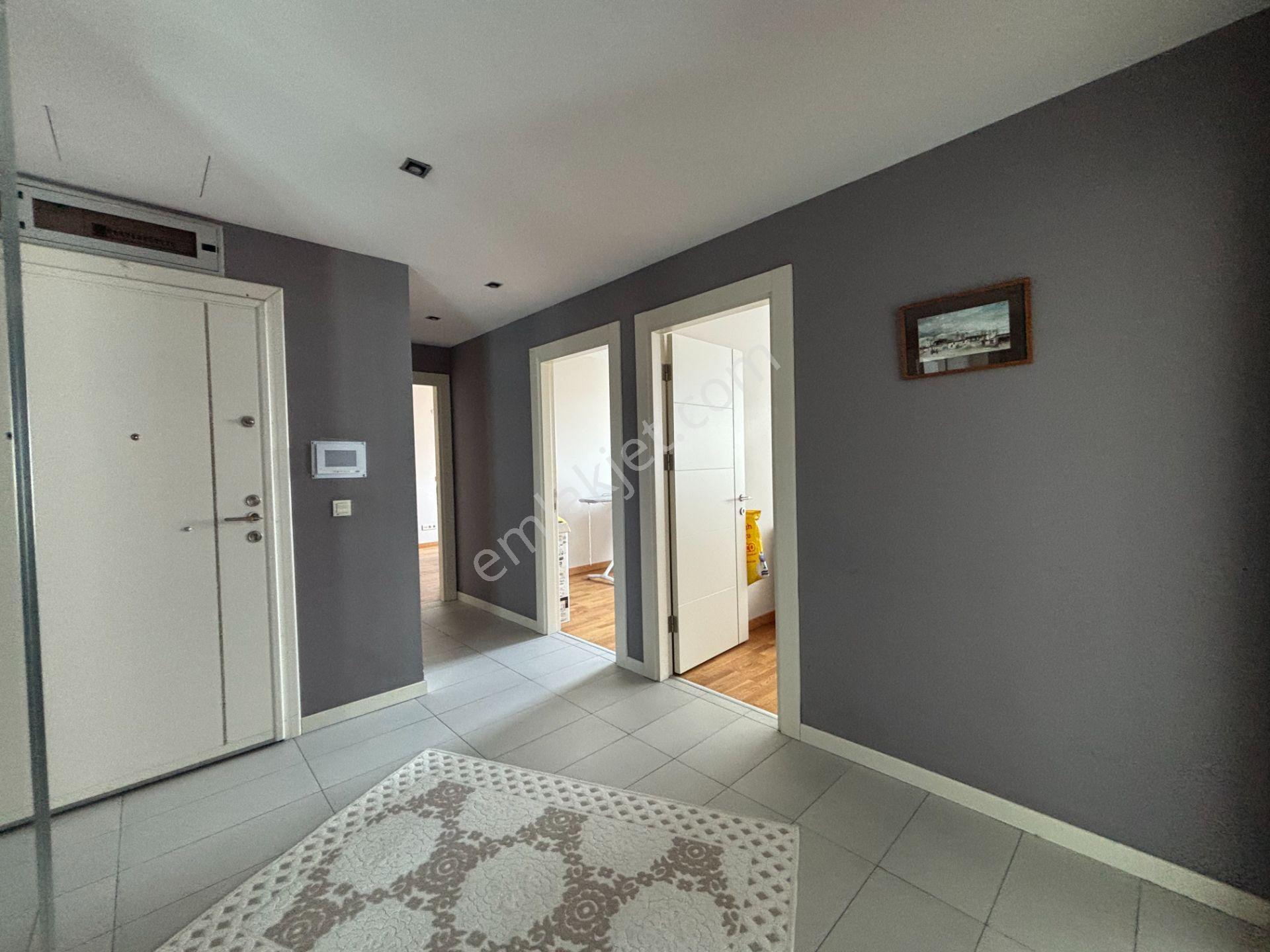 Dap Royal'de 11.kat Deniz Manzaralı Çift Banyo 126m2 Kiralık 3+1 - Görsel 18