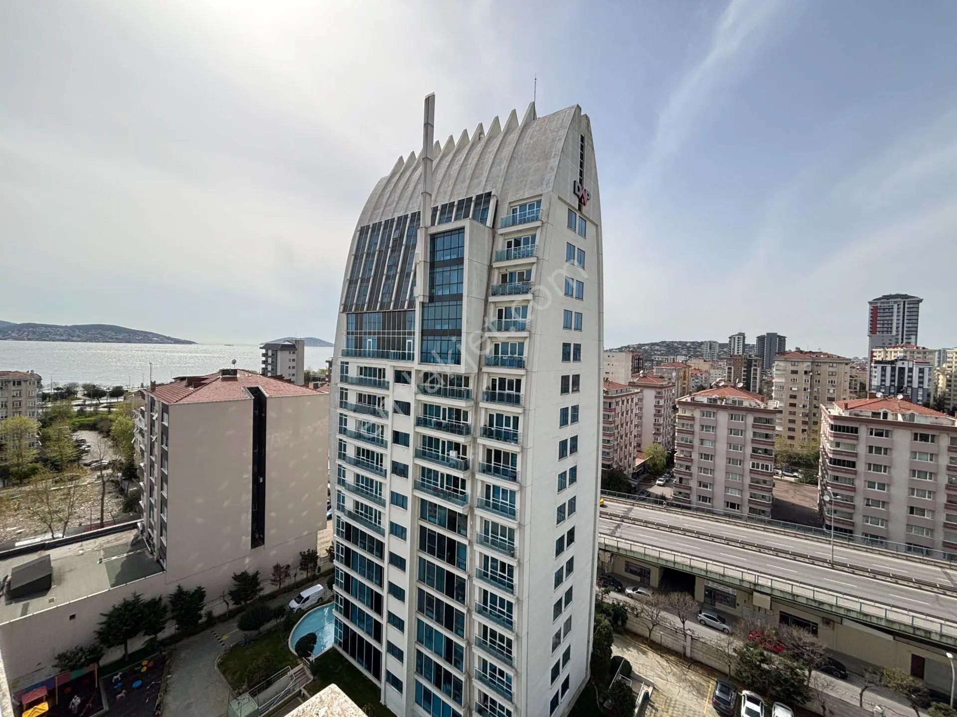 Dap Royal'de 11.kat Deniz Manzaralı Çift Banyo 126m2 Kiralık 3+1 - Görsel 21