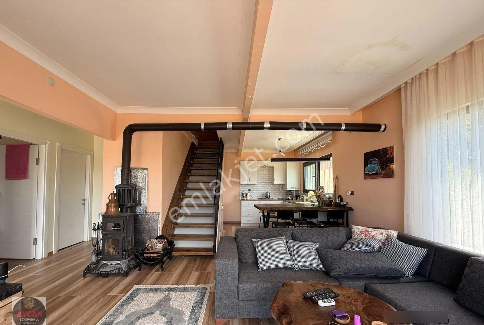 Full Deniz Manzaralı Satılık Bakımlı Villa - Görsel 16