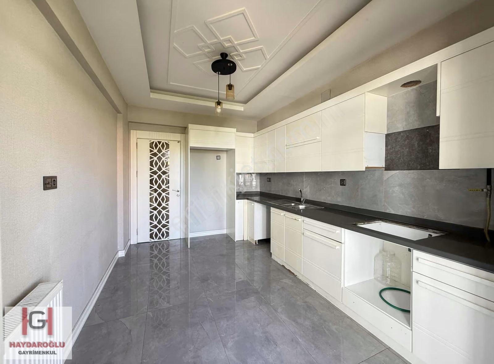 Güneykent Mah'de Park Manzaralı Önü Açık Satılık 2+1 Daire