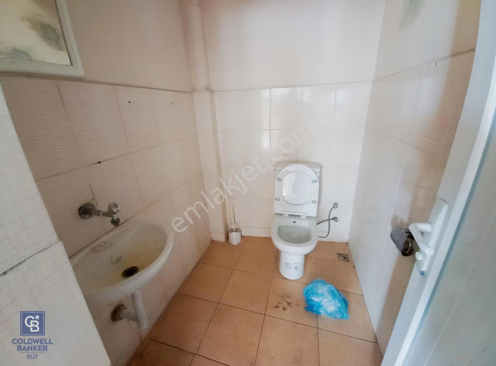 Milas Çarşı Merkezde 150 M² Ofis/büro Pasaj İçinde - Görsel 9