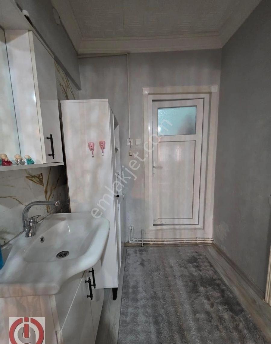 İnceoğlu'ndan Çırpan'da 2+1 Satılık Kaçırılmayacak Fırsat Daire! - Görsel 11
