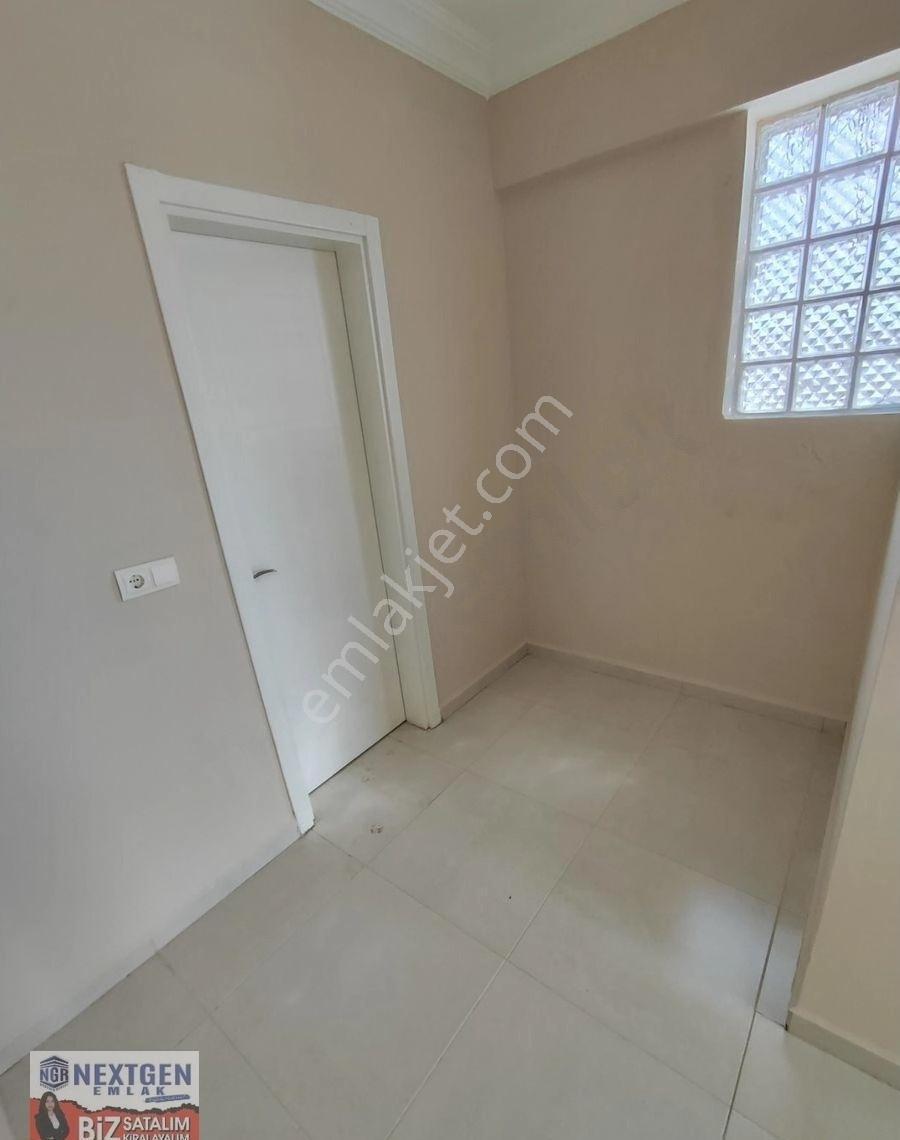 Subaşında Ana Cadde Üzerinde Kiralık 2+1 Çok Geniş Ferah Dubleks - Görsel 11