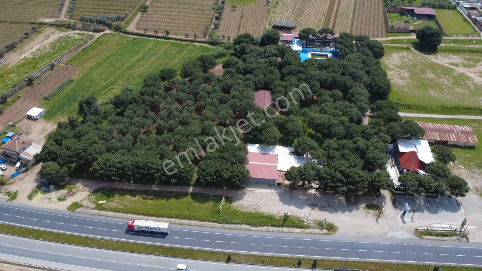 Salihli Mersindere Mahallesi'nde Satılık 15.726 M2 Arsa