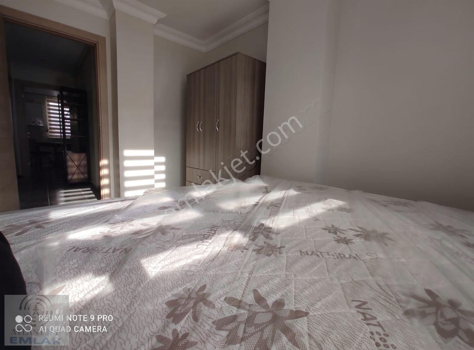 Yatırımlık Kayışdağı Dörtyolda Çift Girişli 4+2 180m2 Eşyalı - Görsel 12